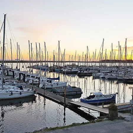 Ostsee-apartment In Bester Lage Appartement *