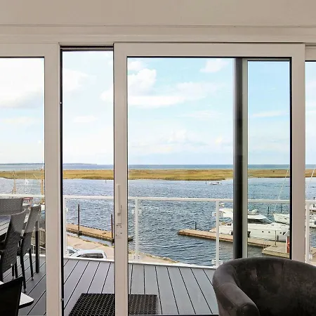 6 Person In Lägenhet